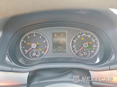 Zdjęcie 9 z 12 samochodu: 2015 VOLKSWAGEN PASSAT S VIN:1VWAT7A38FC043163 - miniatura