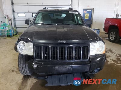 Piąte zdjęcie samochodu w środku: 2009 JEEP GRAND CHEROKEE LAREDO VIN:1J8GR48K99C519814 - miniatura