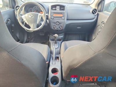 Zdjęcie 8 z 12 samochodu: 2016 NISSAN VERSA S VIN:3N1CN7AP7GL831949 - miniatura