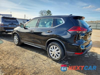 Drugie zdjęcie samochodu z przodu: 2019 NISSAN ROGUE S VIN:5N1AT2MT4KC781212 - miniatura
