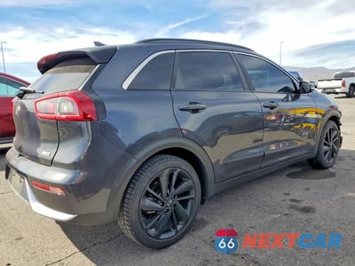 Trzecie zdjęcie samochodu z tyłu: 2019 KIA NIRO S TOURING VIN:KNDCC3LC4K5259575 - miniatura