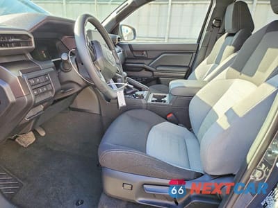Zdjęcie 7 z 13 samochodu: 2025 TOYOTA 4RUNNER TRD OFF-ROAD HV VIN:JTEVB5BR7S5006596 - miniatura