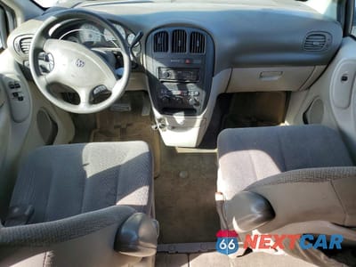Zdjęcie 8 z 13 samochodu: 2005 DODGE GRAND CARAVAN SE VIN:1D4GP24R45B315459 - miniatura
