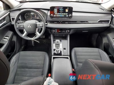 Zdjęcie 8 z 13 samochodu: 2024 MITSUBISHI OUTLANDER SE VIN:JA4J4VA80RZ014395 - miniatura