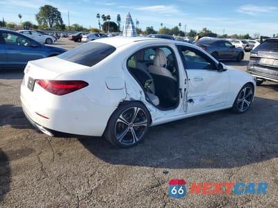 Trzecie zdjęcie samochodu z tyłu: 2025 MERCEDES-BENZ C 300 VIN:W1KAF4GB9SR246812 - miniatura