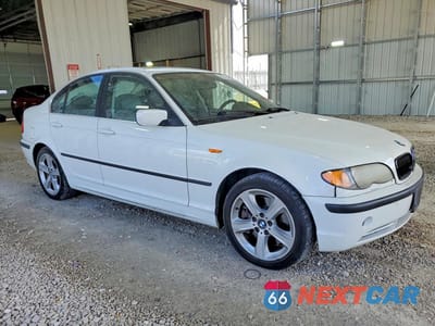 Czwarte zdjęcie samochodu z boku: 2004 BMW 330 XI VIN:WBAEW53464PN33416 - miniatura