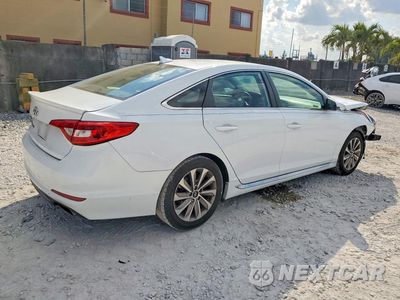 Trzecie zdjęcie samochodu z tyłu: 2017 HYUNDAI SONATA SPORT VIN:5NPE34AF8HH535017 - miniatura