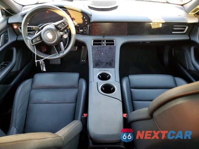 Zdjęcie 8 z 12 samochodu: 2025 PORSCHE TAYCAN BASE VIN:WP0AA2Y15SSA09121 - miniatura