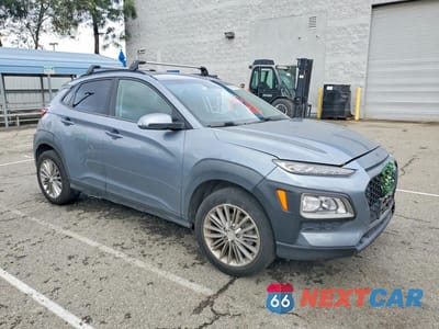 Czwarte zdjęcie samochodu z boku: 2018 HYUNDAI KONA SEL VIN:KM8K22AA3JU067669 - miniatura