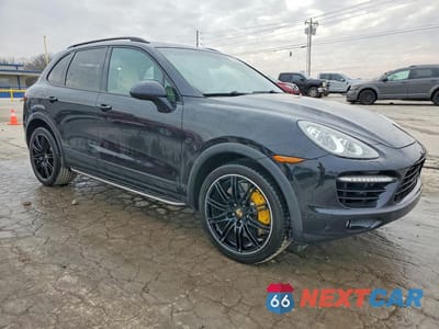 Czwarte zdjęcie samochodu z boku: 2011 PORSCHE CAYENNE TURBO VIN:WP1AC2A29BLA84326 - miniatura