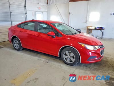 Czwarte zdjęcie samochodu z boku: 2017 CHEVROLET CRUZE LS VIN:1G1BC5SM8H7106334 - miniatura