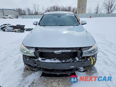 Piąte zdjęcie samochodu w środku: 2016 BMW 328 XIGT SULEV VIN:WBA8Z5C59GG501383 - miniatura