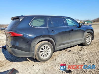 Trzecie zdjęcie samochodu z tyłu: 2024 TOYOTA GRAND HIGHLANDER XLE VIN:5TDAAAB54RS012890 - miniatura