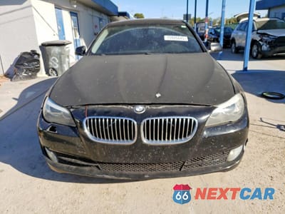 Piąte zdjęcie samochodu w środku: 2013 BMW 528 I VIN:WBAXG5C58DD234784 - miniatura