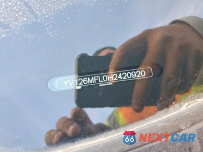 Zdjęcie 12 z 12 samochodu: 2017 VOLVO S60 VIN:YV126MFL0H2420920 - miniatura