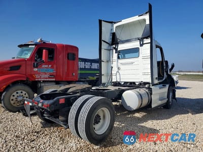 Czwarte zdjęcie samochodu z boku: 2025 VOLVO VNR VIN:4V4W39EG6SN670058 - miniatura