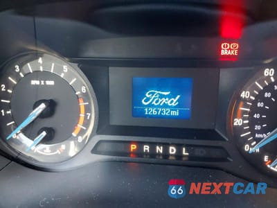 Zdjęcie 9 z 12 samochodu: 2017 FORD FUSION S VIN:3FA6P0G7XHR198404 - miniatura