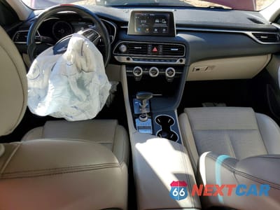 Zdjęcie 8 z 13 samochodu: 2020 GENESIS G70 VIN:KMTG64LA7LU056637 - miniatura