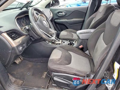 Zdjęcie 7 z 13 samochodu: 2015 JEEP CHEROKEE SPORT VIN:1C4PJLAB9FW517901 - miniatura