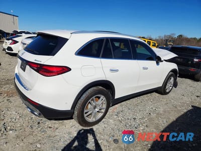 Trzecie zdjęcie samochodu z tyłu: 2023 MERCEDES-BENZ GLC 300 4MATIC VIN:W1NKM4HB2PU012219 - miniatura