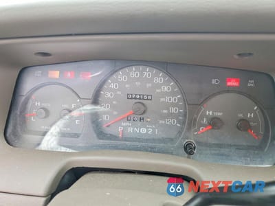 Zdjęcie 9 z 13 samochodu: 2004 MERCURY GRAND MARQUIS LS VIN:2MEFM75W74X607619 - miniatura