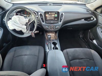 Zdjęcie 8 z 12 samochodu: 2018 CHEVROLET MALIBU LT VIN:1G1ZD5ST3JF129390 - miniatura
