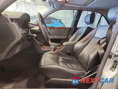 Zdjęcie 7 z 12 samochodu: 2001 MERCEDES-BENZ E 320 VIN:WDBJF65J51B298900 - miniatura