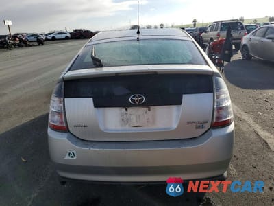 Zdjęcie 6 z 11 samochodu: 2005 TOYOTA PRIUS VIN:JTDKB20U557021944 - miniatura