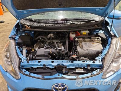 Zdjęcie 11 z 11 samochodu: 2016 TOYOTA PRIUS C VIN:JTDKDTB33G1132616 - miniatura
