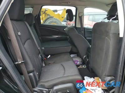 Zdjęcie 10 z 11 samochodu: 2019 DODGE JOURNEY SE VIN:3C4PDCAB8KT852963 - miniatura