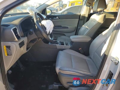 Zdjęcie 7 z 13 samochodu: 2017 KIA SPORTAGE EX VIN:KNDPNCAC6H7207103 - miniatura