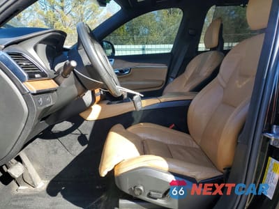 Zdjęcie 7 z 13 samochodu: 2018 VOLVO XC90 T6 VIN:YV4A22PL3J1324174 - miniatura