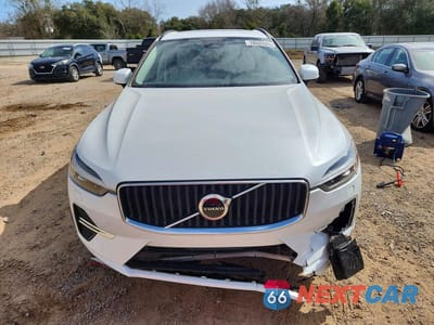 Piąte zdjęcie samochodu w środku: 2023 VOLVO XC60 CORE VIN:YV4L12RV5P1239713 - miniatura
