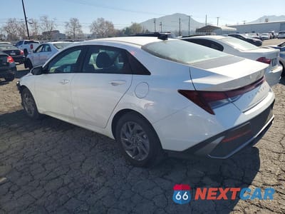 Drugie zdjęcie samochodu z przodu: 2024 HYUNDAI ELANTRA SEL VIN:KMHLM4DG2RU807671 - miniatura