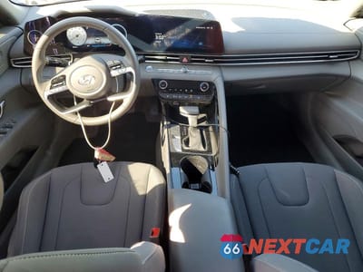 Zdjęcie 8 z 12 samochodu: 2023 HYUNDAI ELANTRA SEL VIN:KMHLS4AG0PU558049 - miniatura