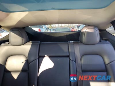 Zdjęcie 10 z 13 samochodu: 2021 TESLA MODEL Y VIN:5YJYGDEE5MF065816 - miniatura