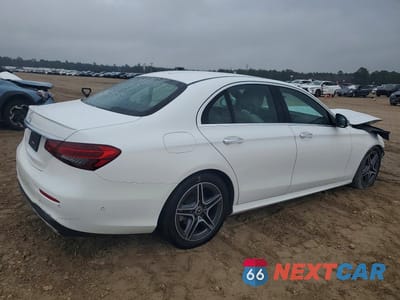 Trzecie zdjęcie samochodu z tyłu: 2023 MERCEDES-BENZ E 350 VIN:W1KZF8DB4PB173430 - miniatura
