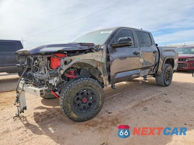 2024 TOYOTA TUNDRA TRD PRO HV 5TFPC5DB2RX040907 - główne zdjęcie licytacji z USA - miniatura