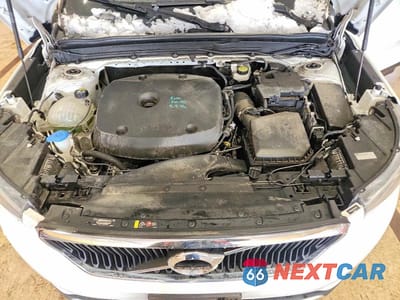 Zdjęcie 11 z 11 samochodu: 2021 VOLVO XC40 T5 MOMENTUM VIN:YV4162UK2M2403821 - miniatura