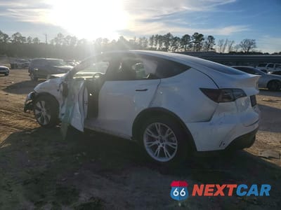 Drugie zdjęcie samochodu z przodu: 2022 TESLA MODEL Y VIN:7SAYGDEE3NF461716 - miniatura