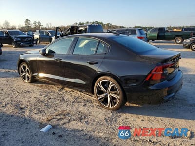 Drugie zdjęcie samochodu z przodu: 2024 VOLVO S60 CORE VIN:7JRL12TK4RG322231 - miniatura