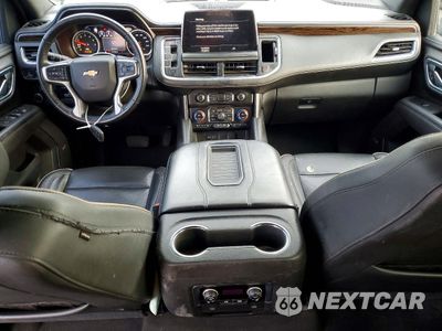 Zdjęcie 8 z 15 samochodu: 2021 CHEVROLET SUBURBAN K1500 PREMIER VIN:1GNSKFKDXMR277852 - miniatura