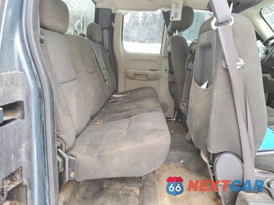 Zdjęcie 10 z 12 samochodu: 2010 CHEVROLET SILVERADO K1500 VIN:1GCSKPE36AZ134703 - miniatura