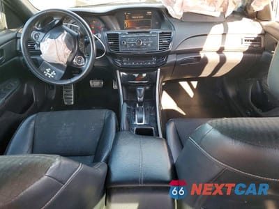Zdjęcie 8 z 12 samochodu: 2017 HONDA ACCORD SPORT VIN:1HGCR2F51HA301062 - miniatura