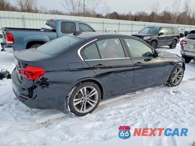 Trzecie zdjęcie samochodu z tyłu: 2017 BMW 330 XI VIN:WBA8D9C37HA011016 - miniatura