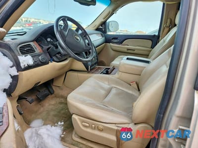 Zdjęcie 7 z 12 samochodu: 2008 CHEVROLET TAHOE K1500 VIN:1GNFK13008J132503 - miniatura