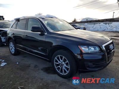 Czwarte zdjęcie samochodu z boku: 2010 AUDI Q5 PREMIUM VIN:WA1CKAFPXAA041016 - miniatura