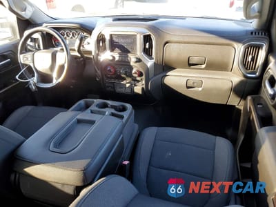 Zdjęcie 8 z 12 samochodu: 2020 CHEVROLET SILVERADO C1500 LT VIN:3GCPWCEK8LG304234 - miniatura