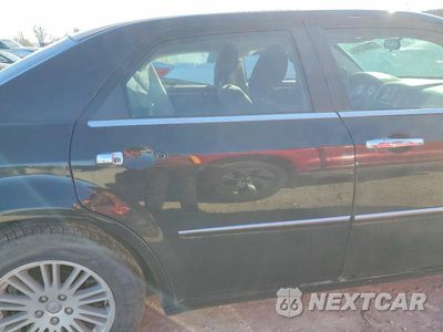 Zdjęcie 10 z 12 samochodu: 2010 CHRYSLER 300 TOURING VIN:2C3CA1CV6AH329326 - miniatura