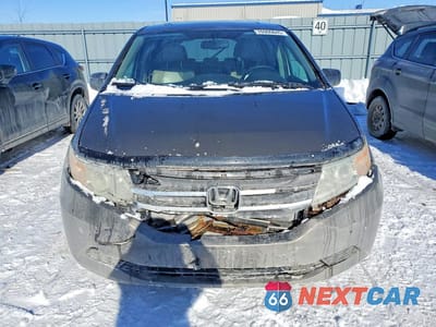 Piąte zdjęcie samochodu w środku: 2013 HONDA ODYSSEY EXL VIN:5FNRL5H60DB501174 - miniatura